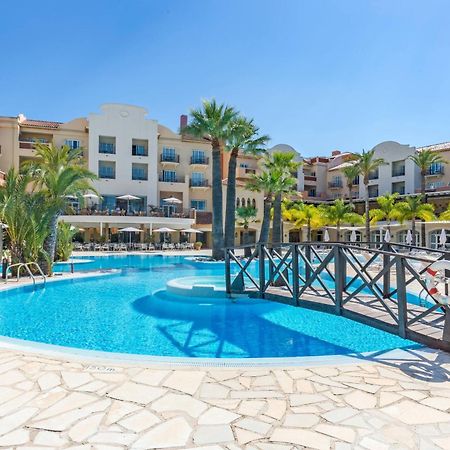 Denia Marriott La Sella Golf Resort & Spa Екстериор снимка A swimming pool in a hotel