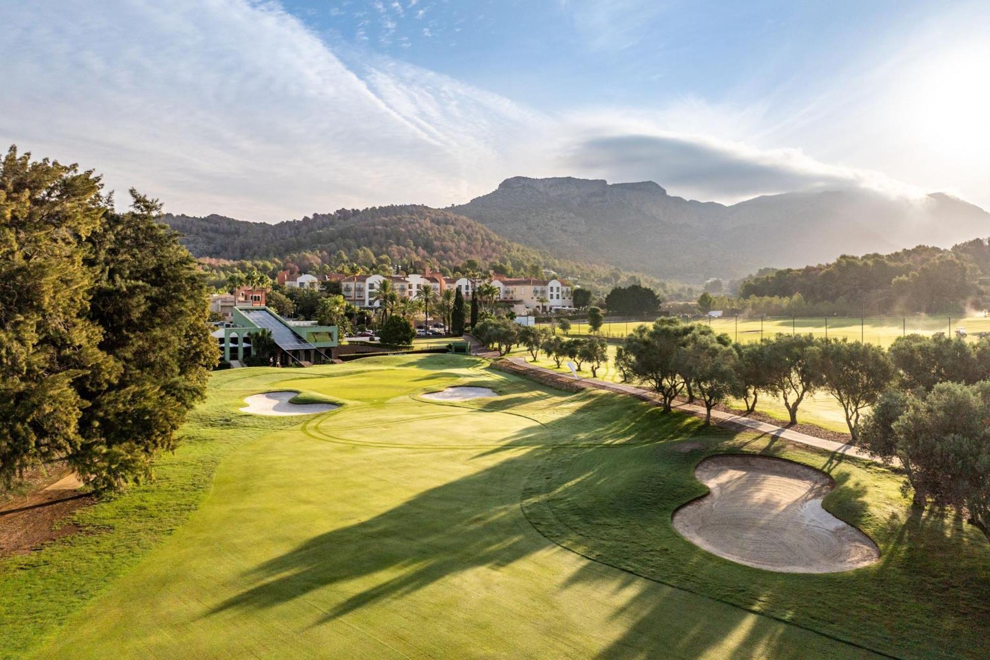 Denia Marriott La Sella Golf Resort & Spa Екстериор снимка Golf course at La Manga Club
