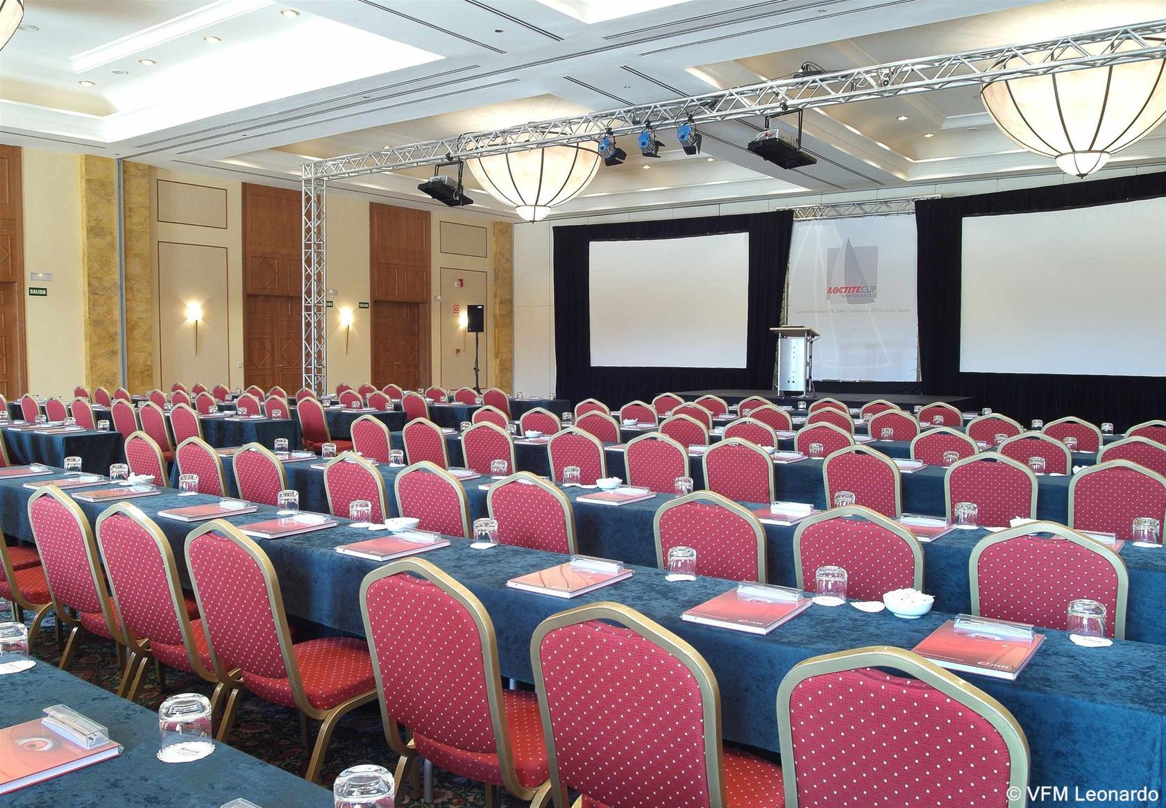 Denia Marriott La Sella Golf Resort & Spa Екстериор снимка A conference room